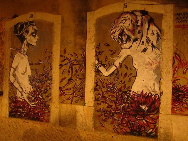 Mural by Tâmara Alves in Largo do Intendente (2014).
© Letícia Carmo